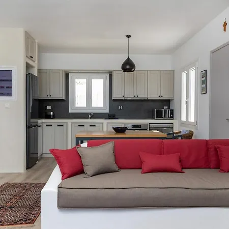 Serenity 度假居 *